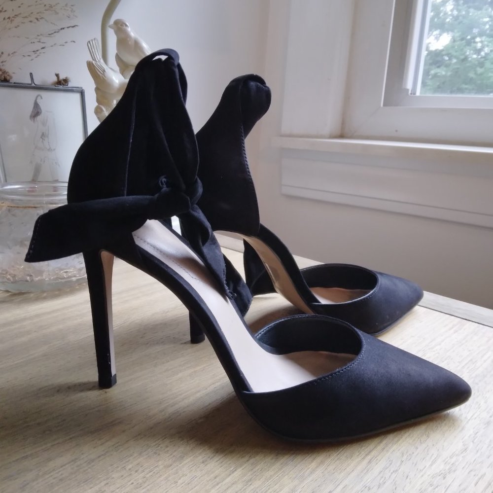 Aldo State Black High Heel size 8